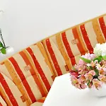 아파트 Luxury New !!! One And Only With Terrace & Free Bikes 포레치