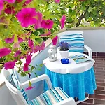 Luxury New !!! One And Only With Terrace & Free Bikes 아파트 포레치